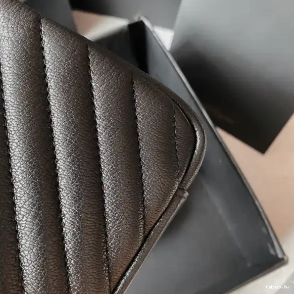 YSL COLLEGE MEDIUM 0512